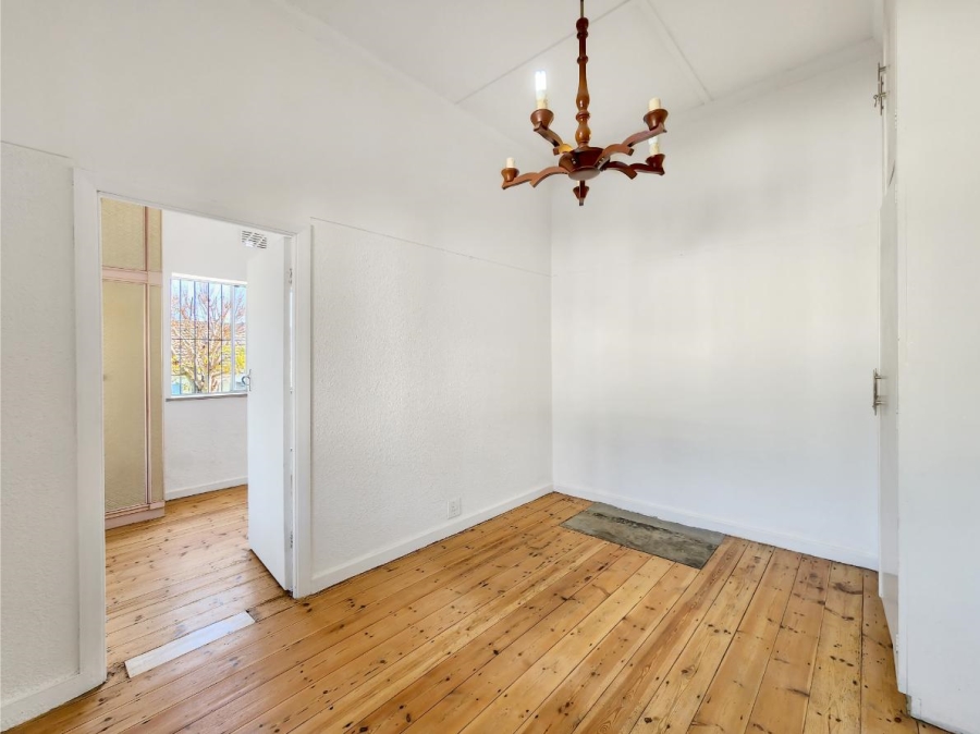 To Let 4 Bedroom Property for Rent in Sea Point Western Cape